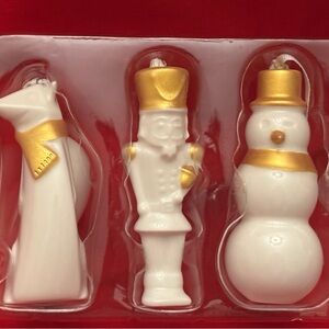 🎄STARBUCKS White and Gold Christmas Ornament Set